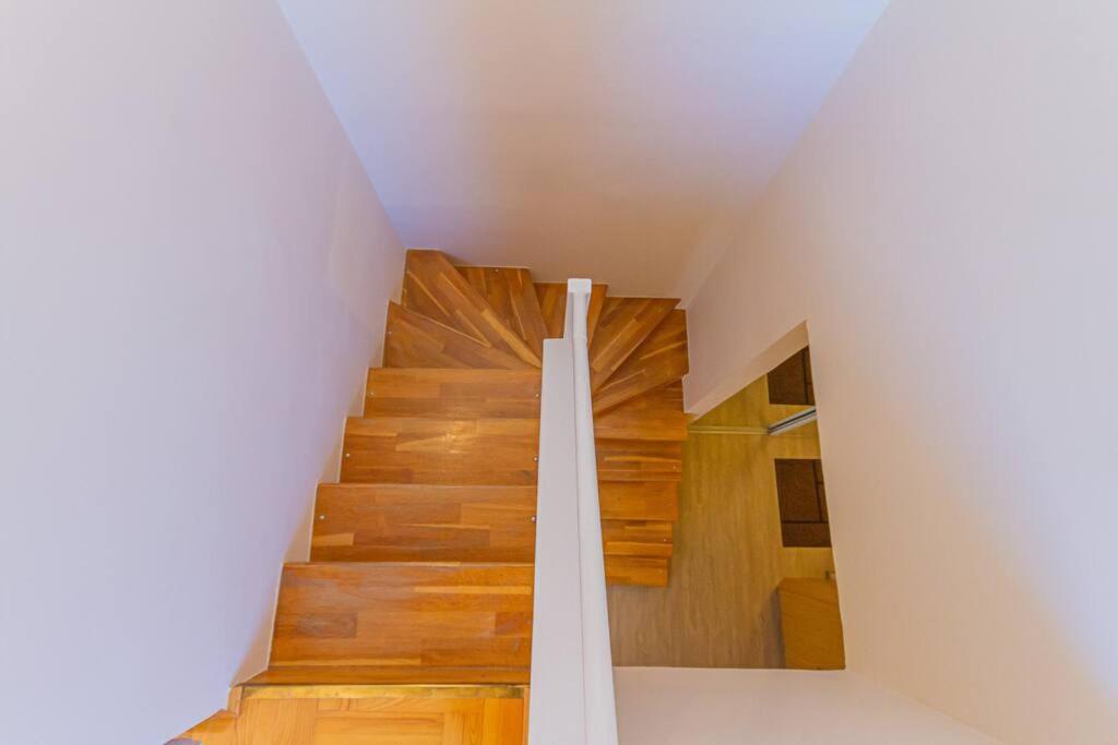 Roomy Apartment 80Sqm At City Center Free Parking Space, Ac & Balcony Budapest Luaran gambar